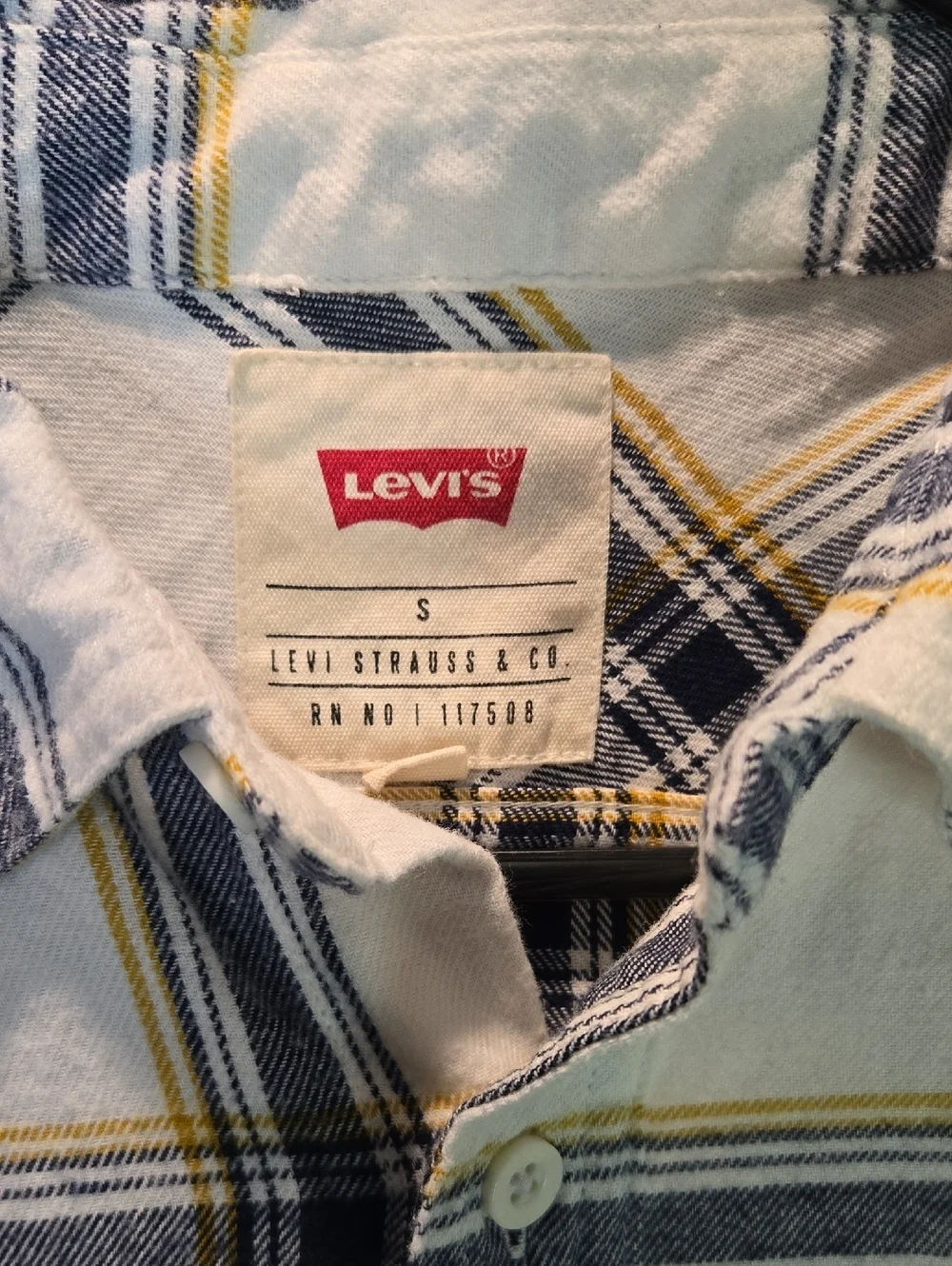Men's Levi's Strauss & Co  White and Navy Plaid Button-Down Shirt Sz S